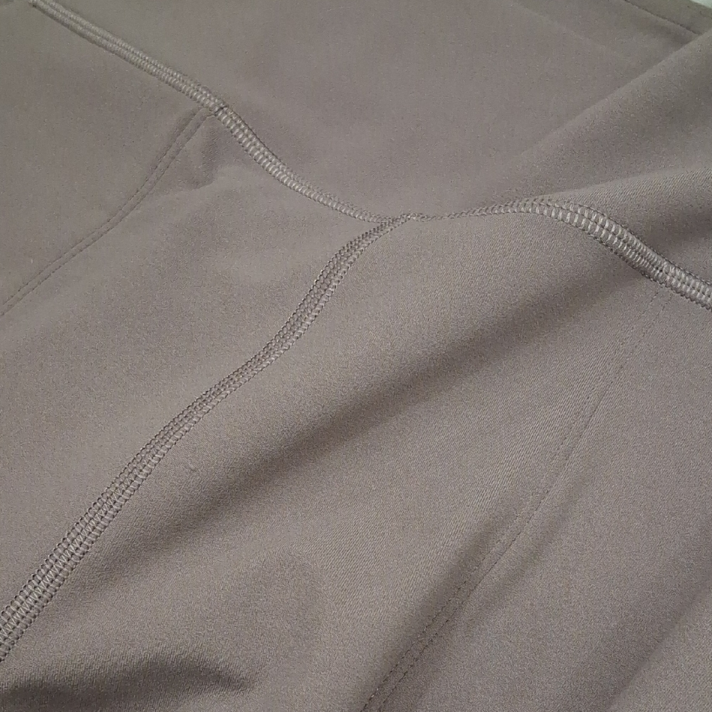 Lululemon Athletica Align High Rise Lavender Cropped Joggers 10 - Picture 4 of 4